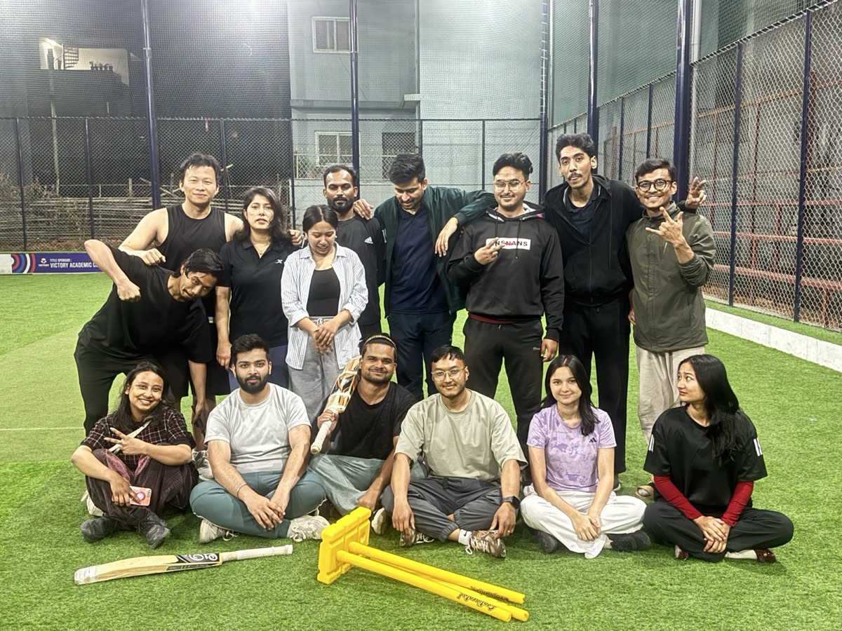 Another group photo on the turf